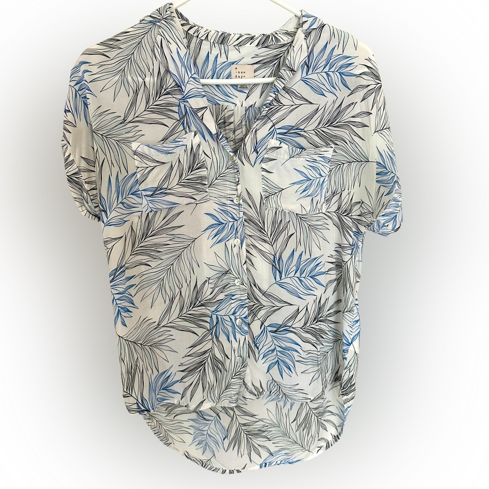 Tropical Short-Sleeve Button Down